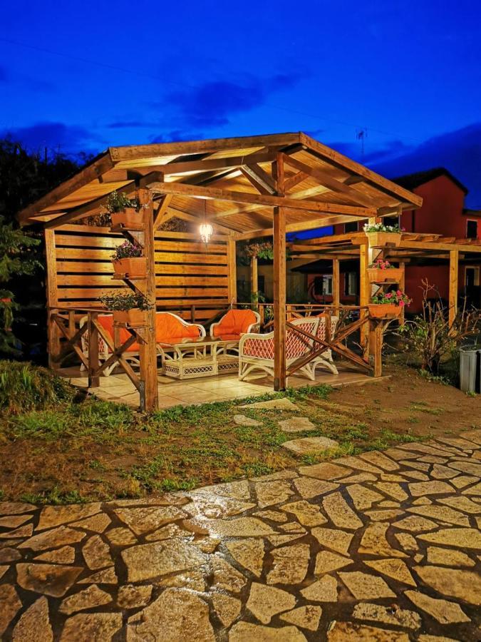 Oasi Di Arcadia Santa Giulia Exterior foto